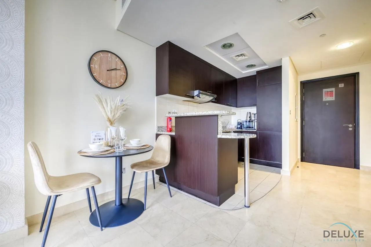 Apartment Special Offer Stylish 1Br With Pool & City Views By Deluxe Holiday Homes Dubai